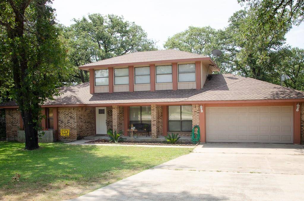 1605 Sager RD, Rockdale, TX 76567