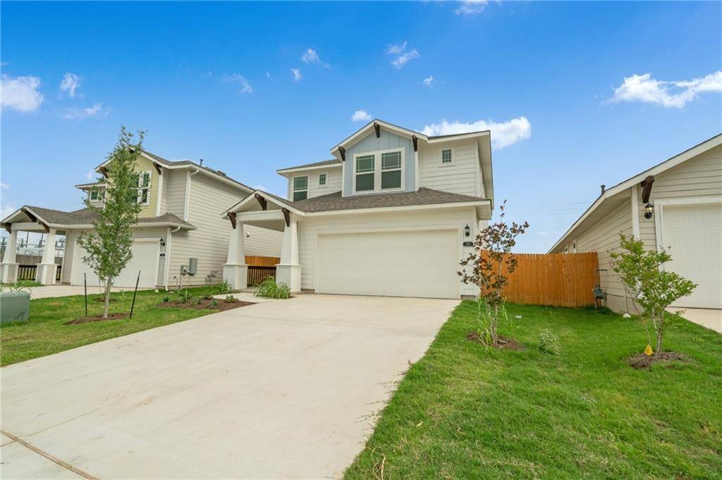 233 Trailside LN, Bastrop, TX 78602