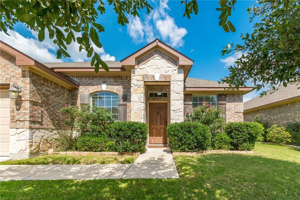 205 Hendelson LN, Hutto, TX 78634