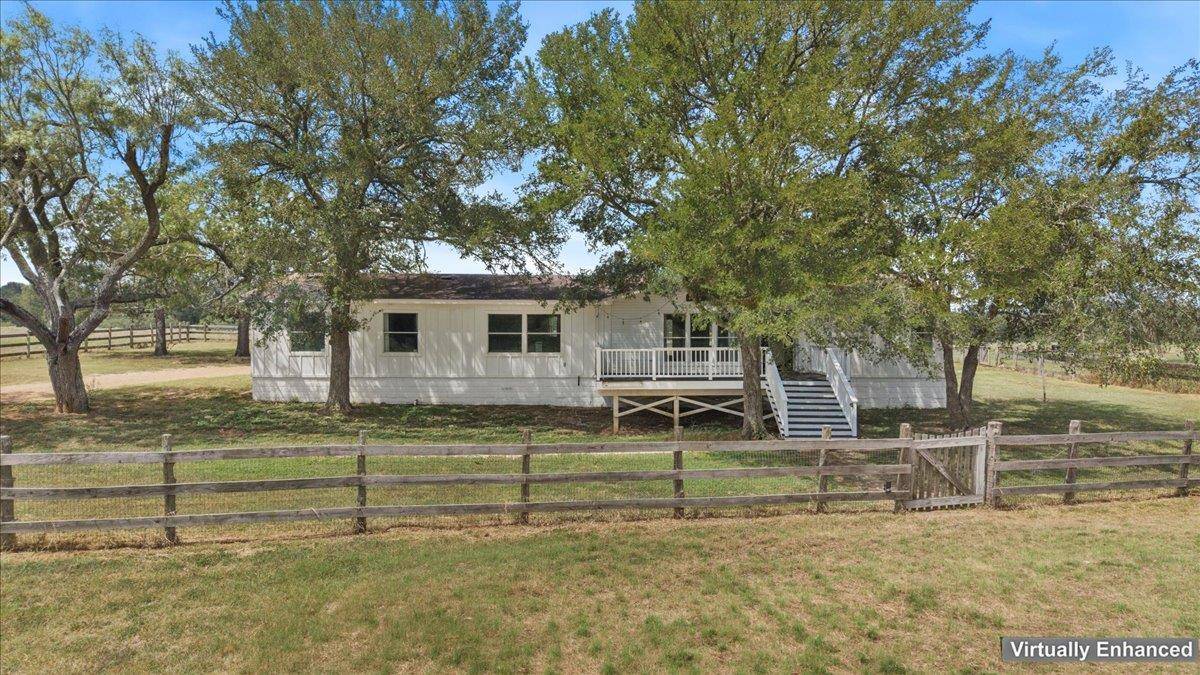 1029 Lower Red Rock RD, Bastrop, TX 78602