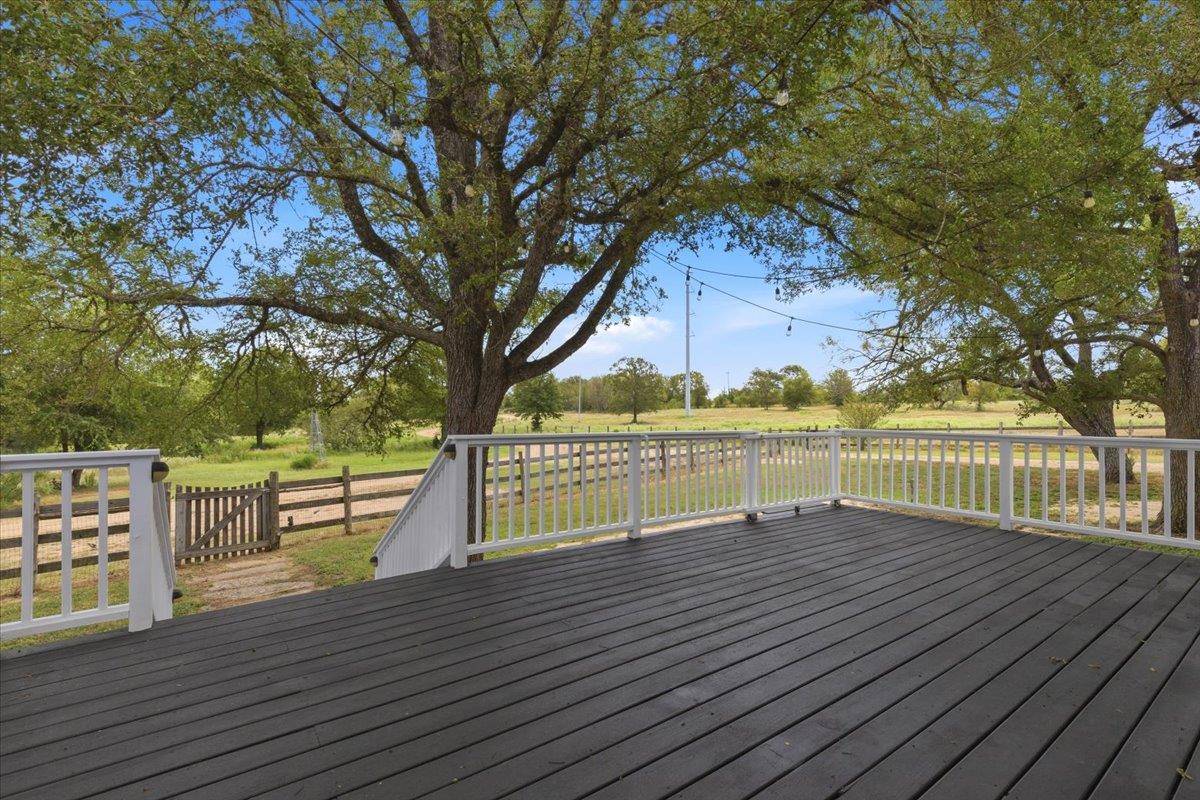 1029 Lower Red Rock RD, Bastrop, TX 78602