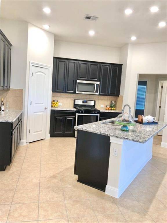 1108 Laceflower LN, Leander, TX 78641