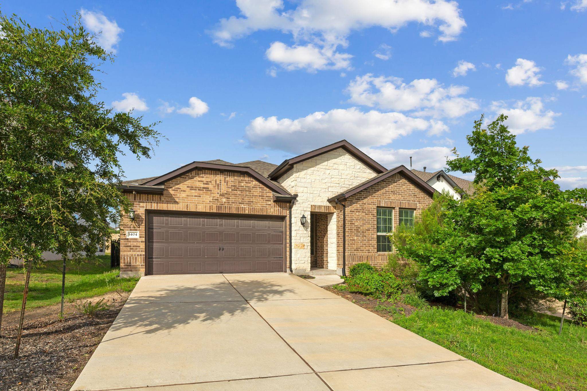 1404 Castalo LN, Leander, TX 78641