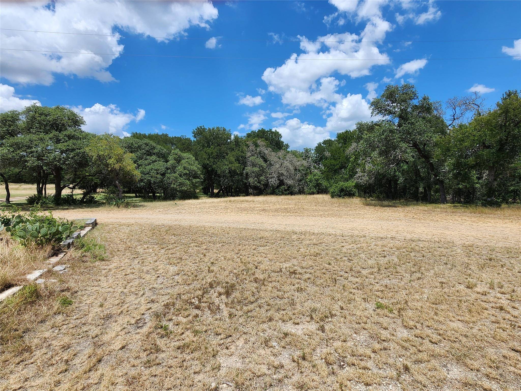 500 Spring Creek RD, Florence, TX 76527
