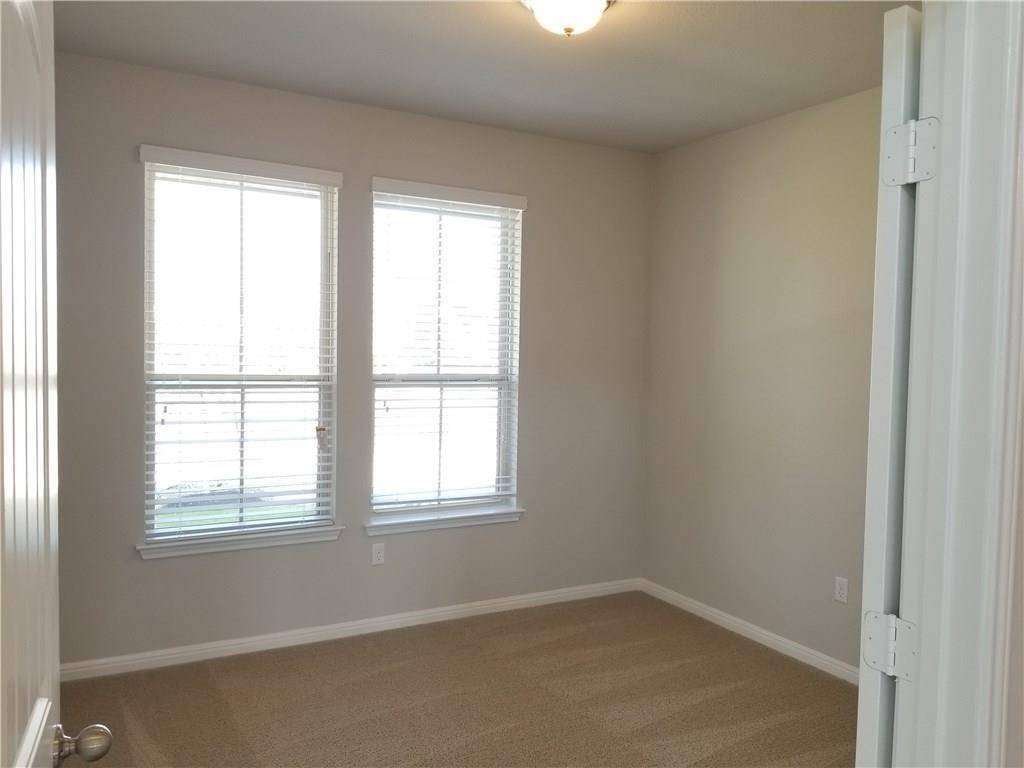 1024 Peregrine WAY, Leander, TX 78641