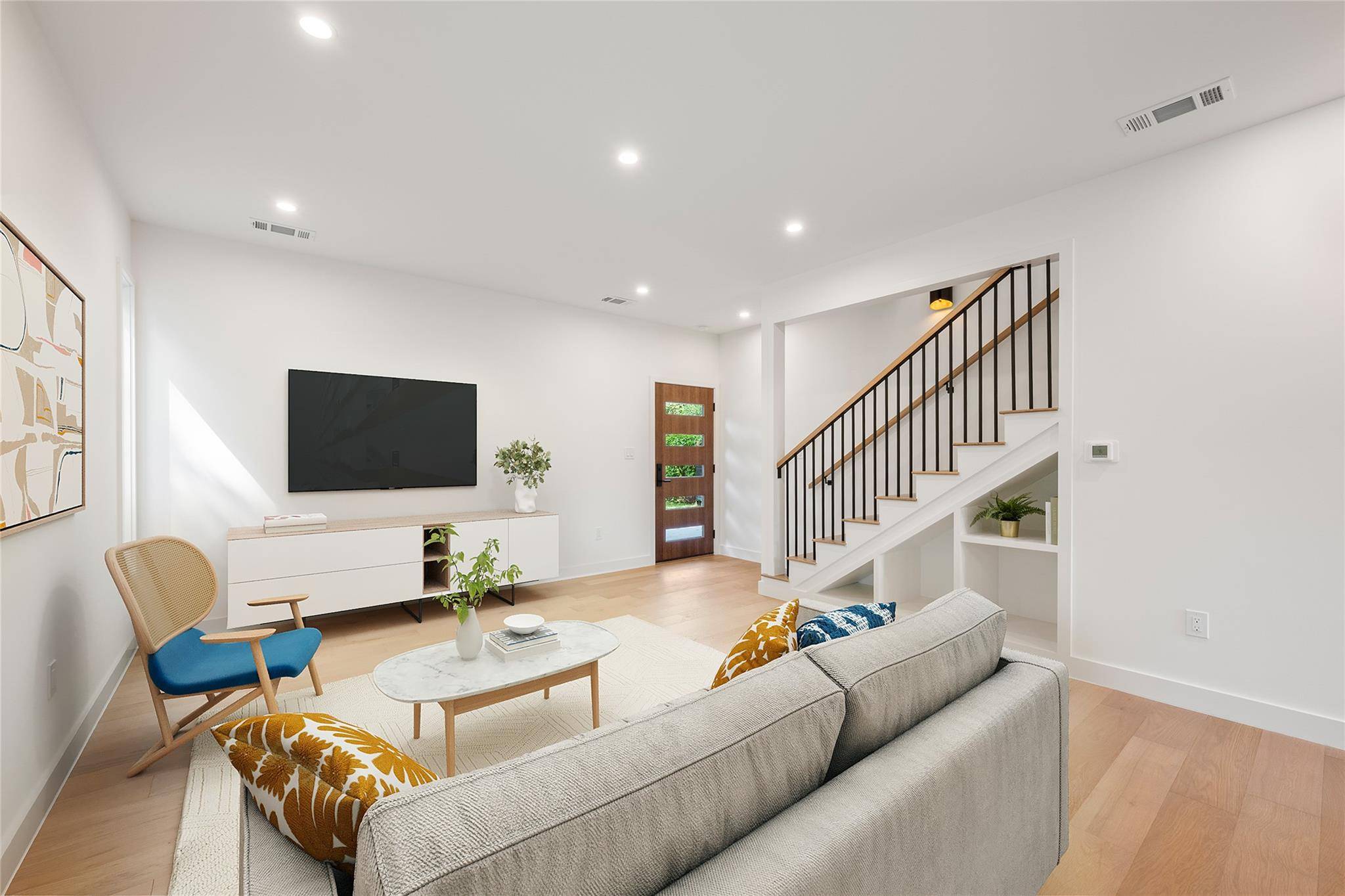 1404 Justin LN #2, Austin, TX 78757