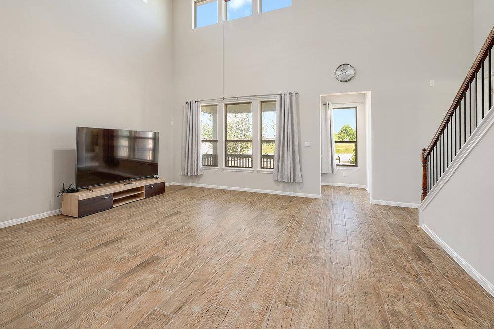 1136 Almeria BND, Leander, TX 78641