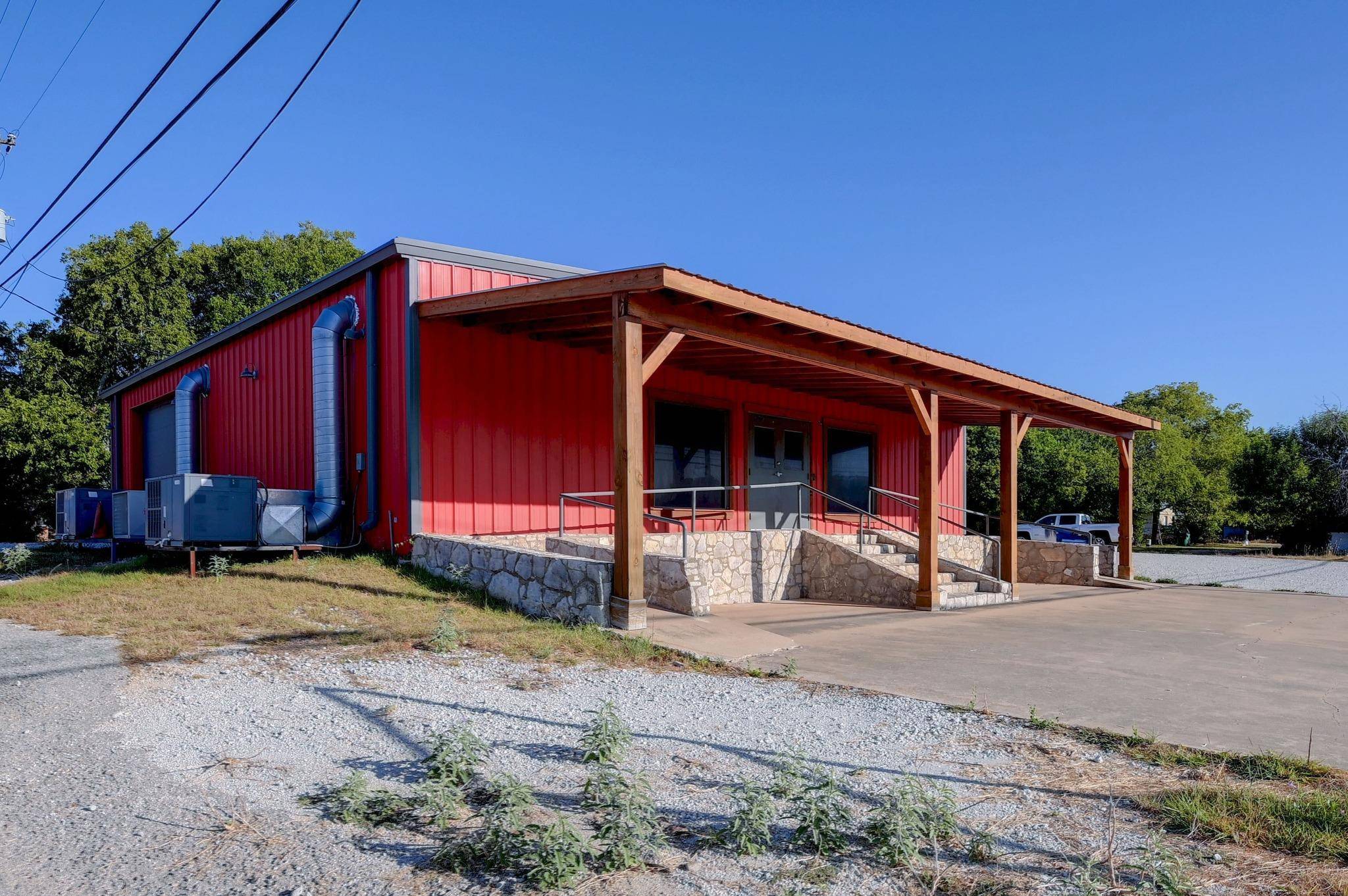 1301 & 1307 N Main ST N, Blanco, TX 78606