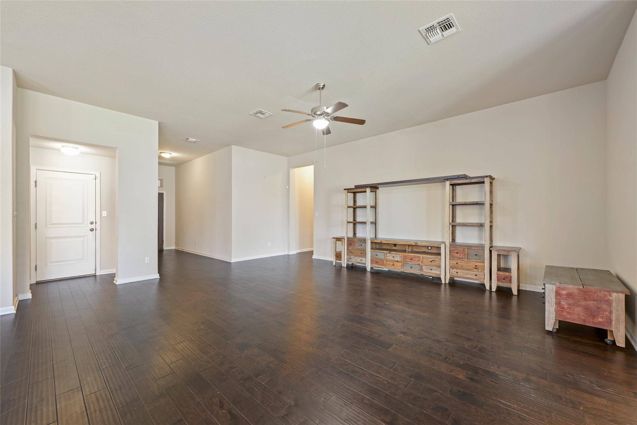 104 Swift Water LOOP, Bastrop, TX 78602