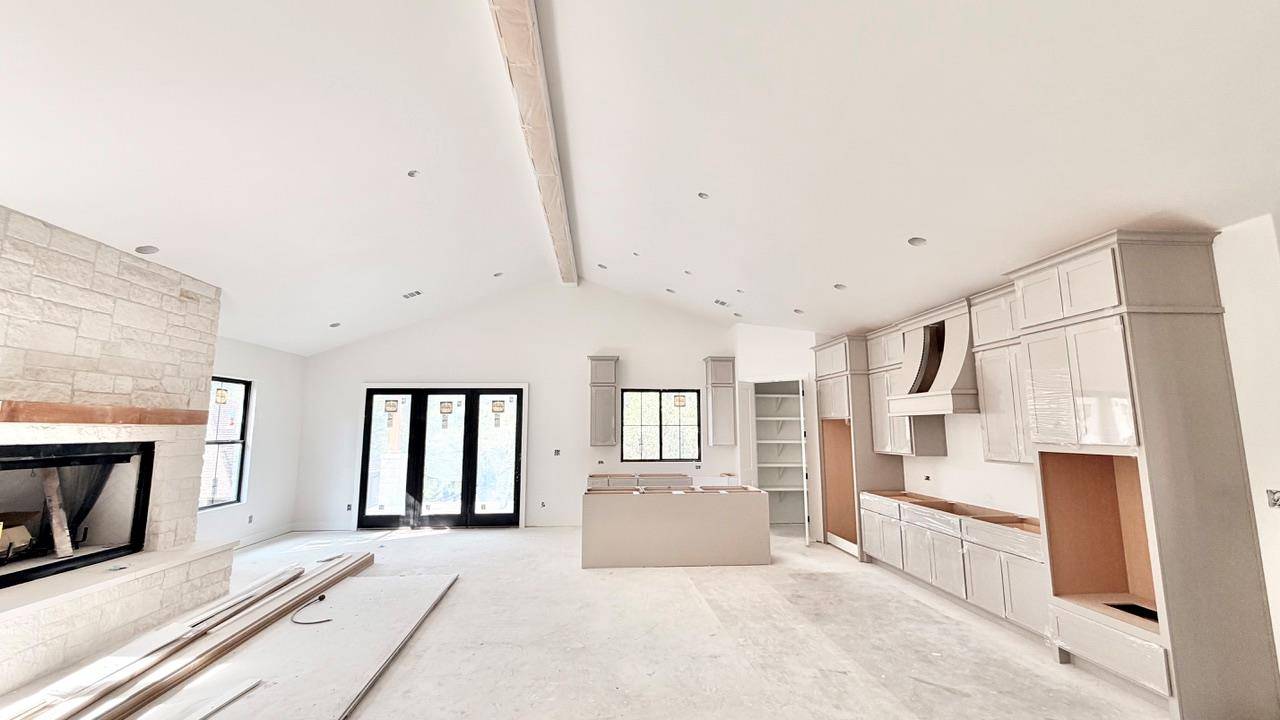1501 Minnie DR, Austin, TX 78732