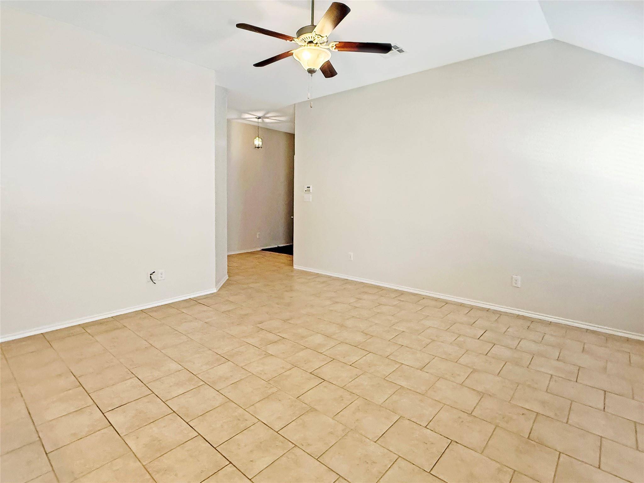 437 Travertine TRL, Buda, TX 78610