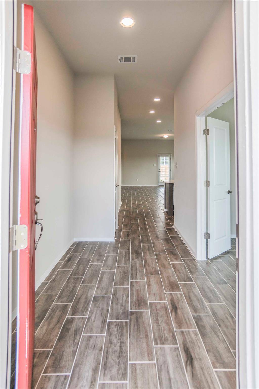 204 Rollingwood DR, San Marcos, TX 78666
