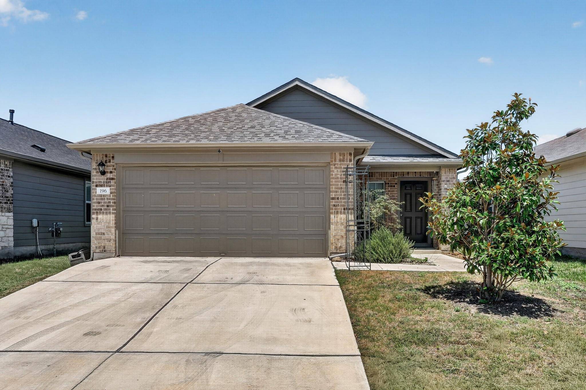 196 Harvest Creek DR, Uhland, TX 78640