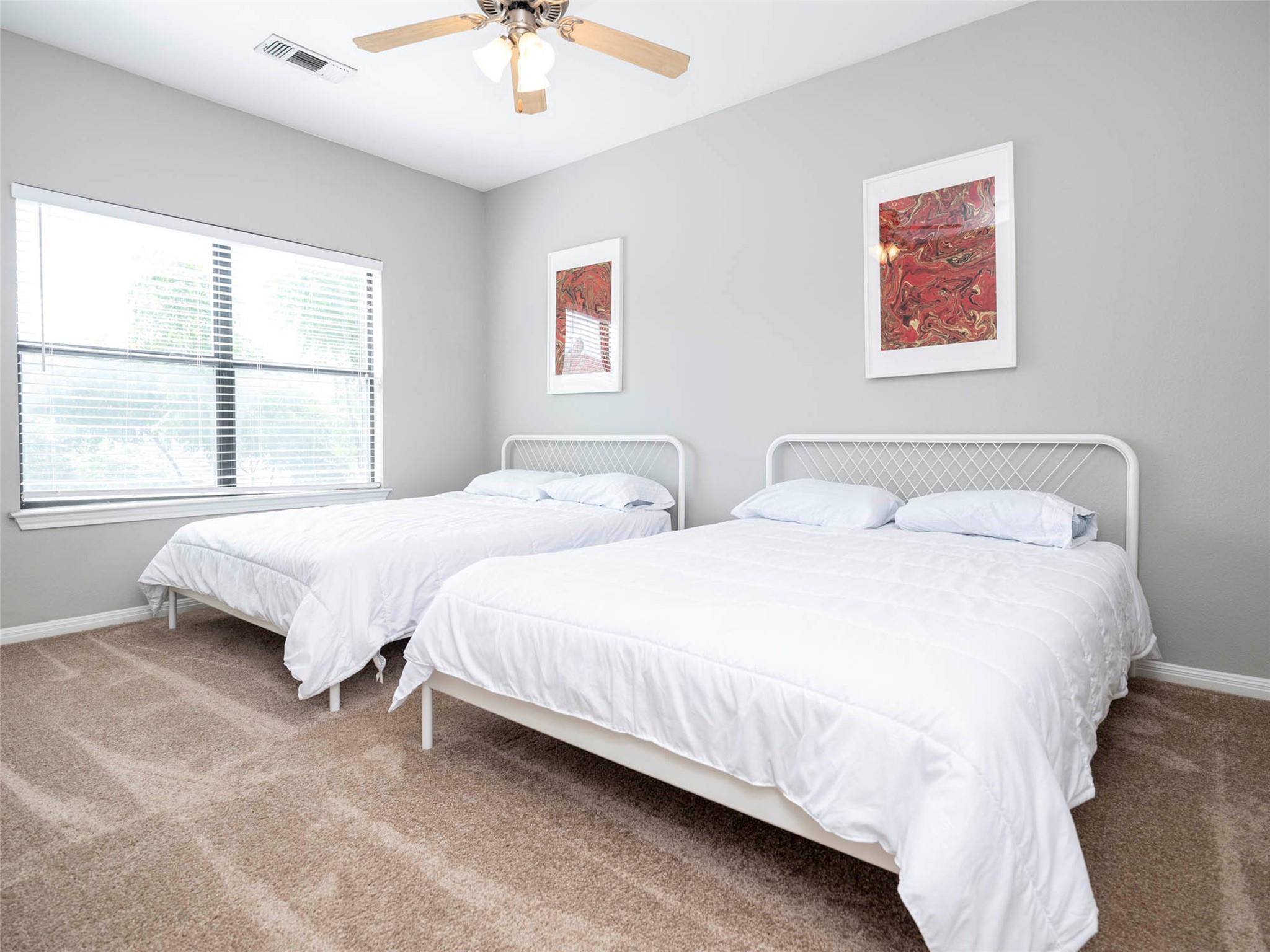 2502 Leon ST #200, Austin, TX 78705