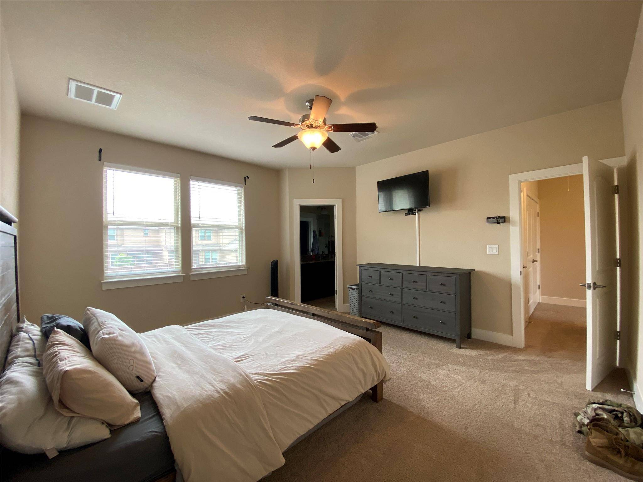 351 Madison Oaks Ave #3B, Georgetown, TX 78626