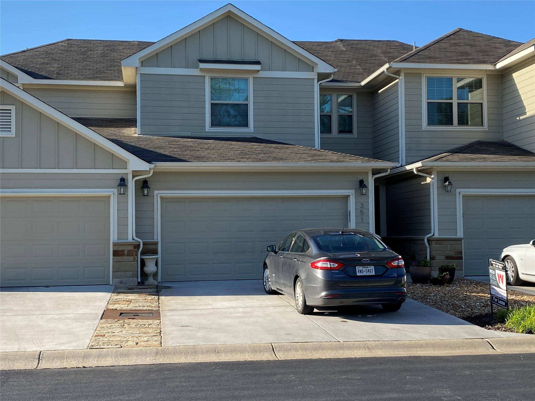 351 Madison Oaks Ave #3B, Georgetown, TX 78626