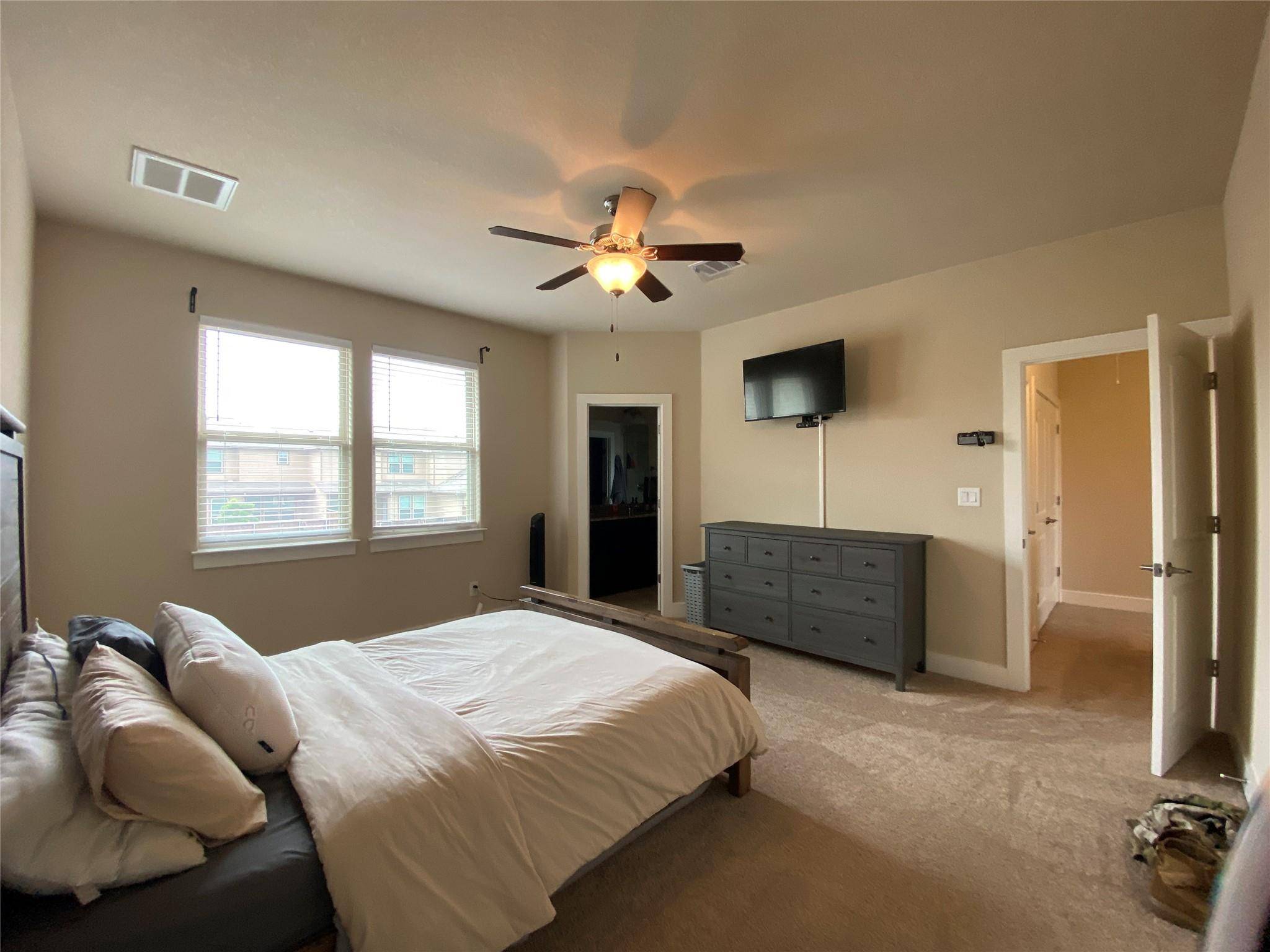 351 Madison Oaks Ave #3B, Georgetown, TX 78626