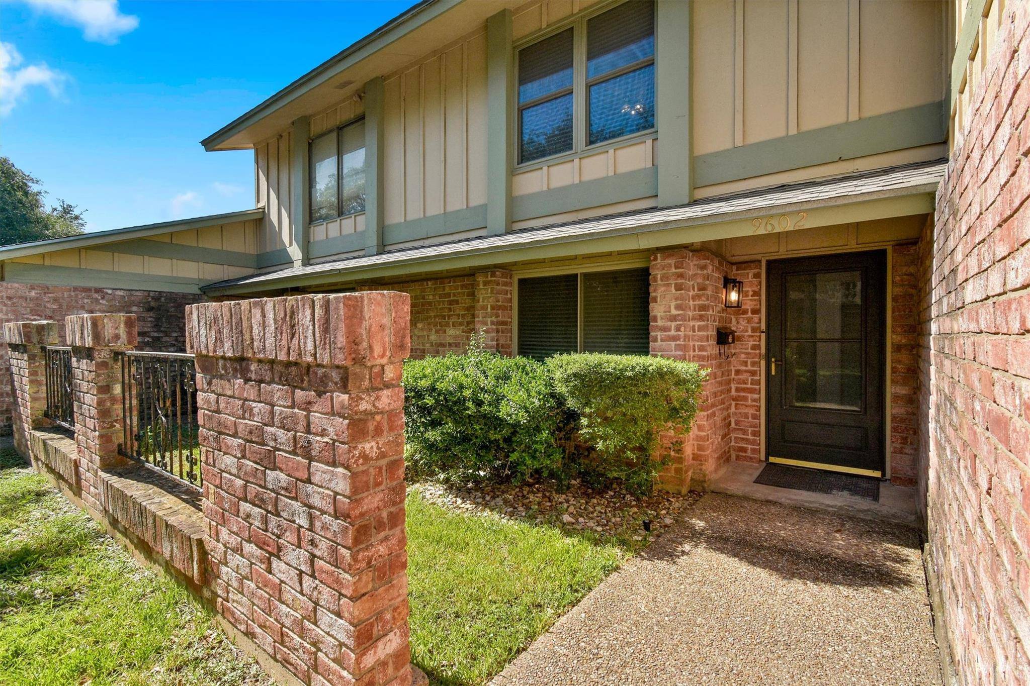 9602 Covey Ridge LN, Austin, TX 78758