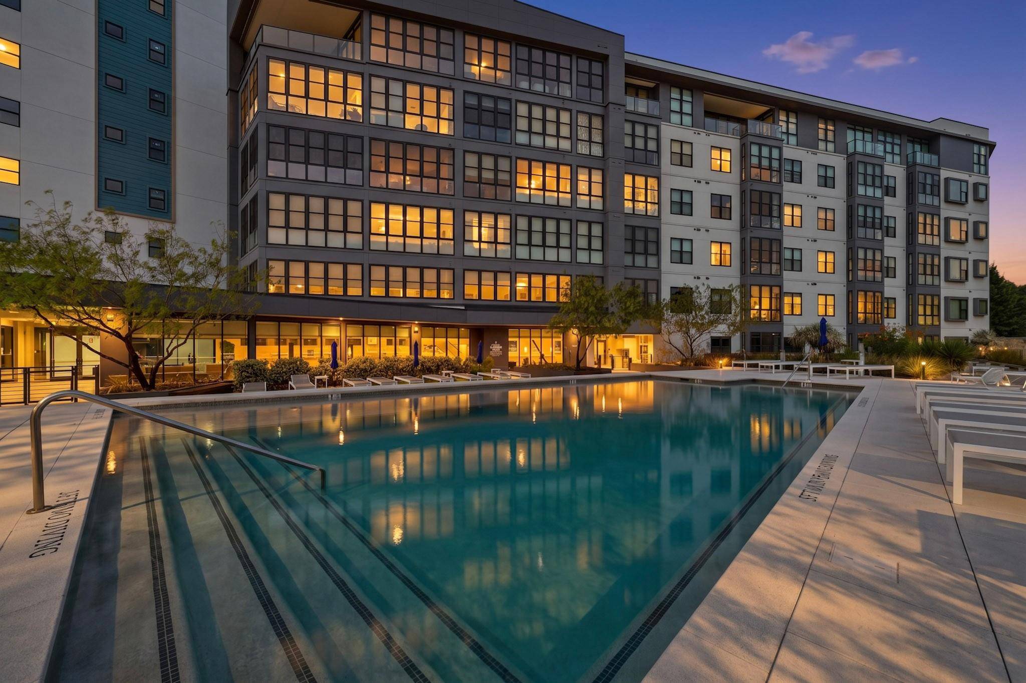 800 Embassy DR #205, Austin, TX 78702