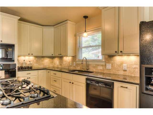 2111 W 10th ST, Austin, TX 78703