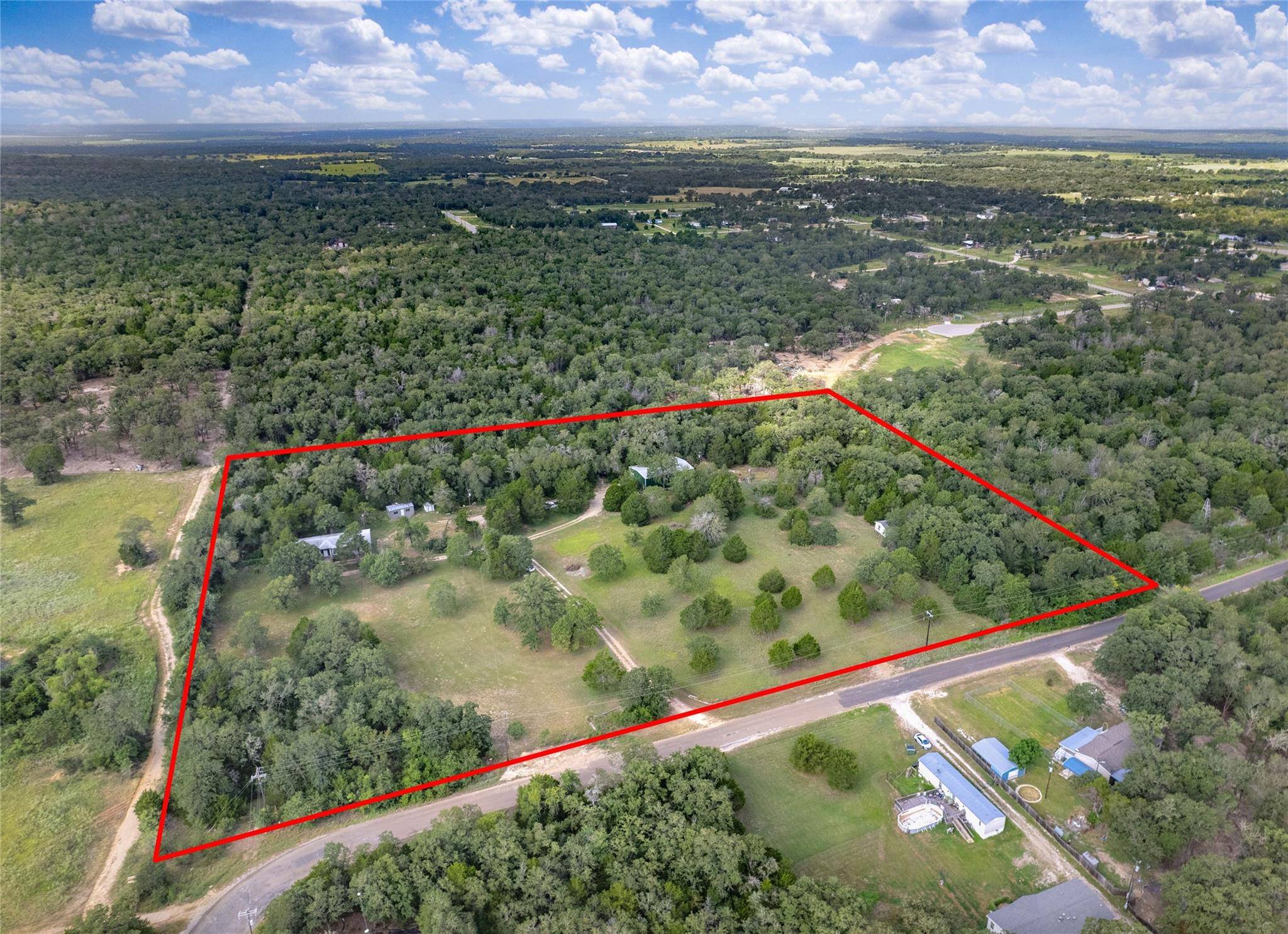 155 Hidden Oaks LOOP, Elgin, TX 78621