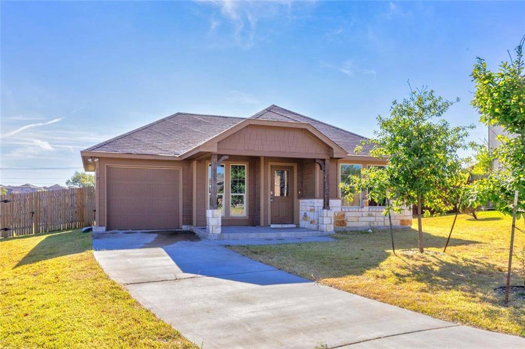 112 Azurite DR, Jarrell, TX 76537