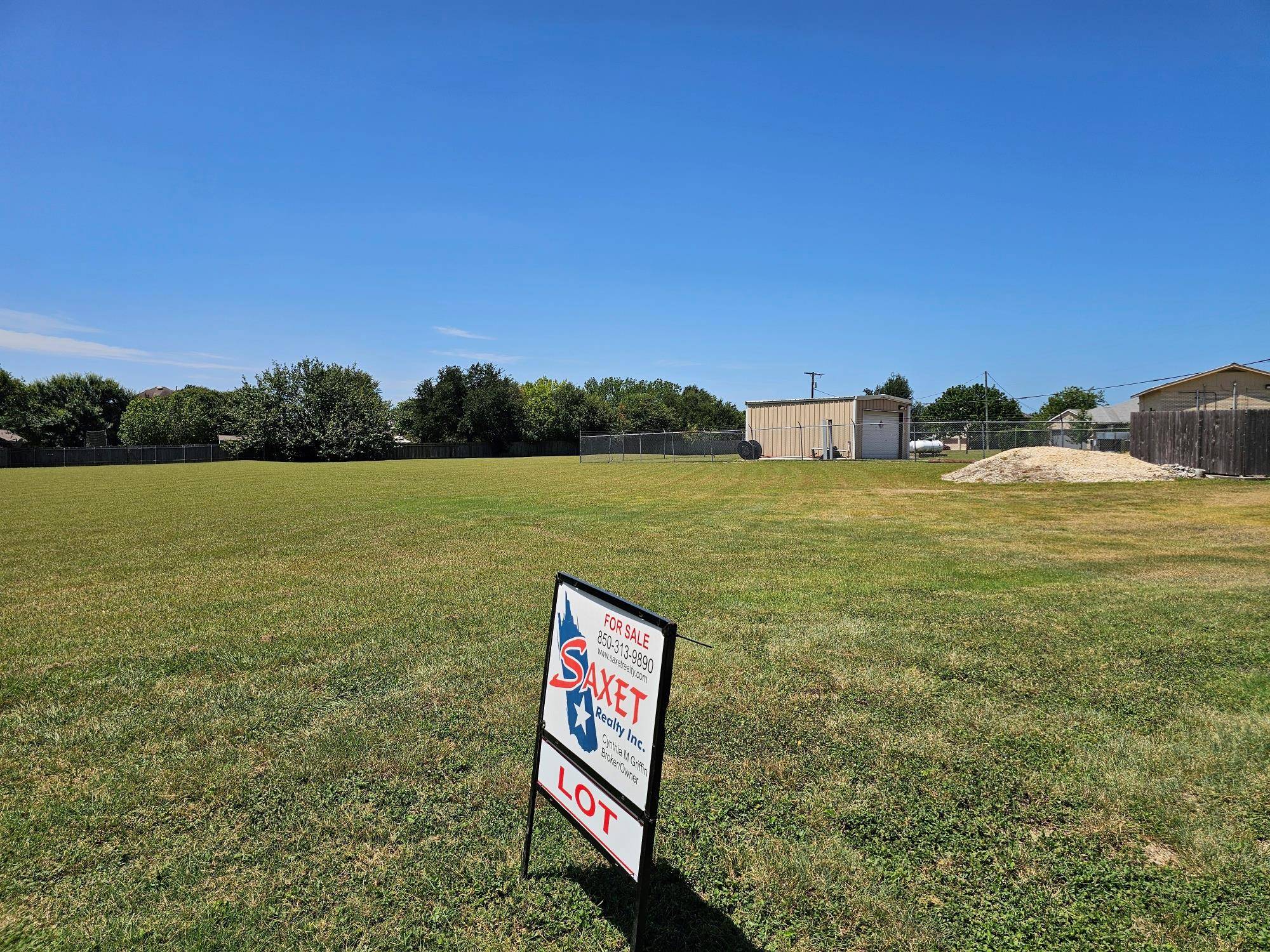 603 S Railroad Ave, Pflugerville, TX 78660