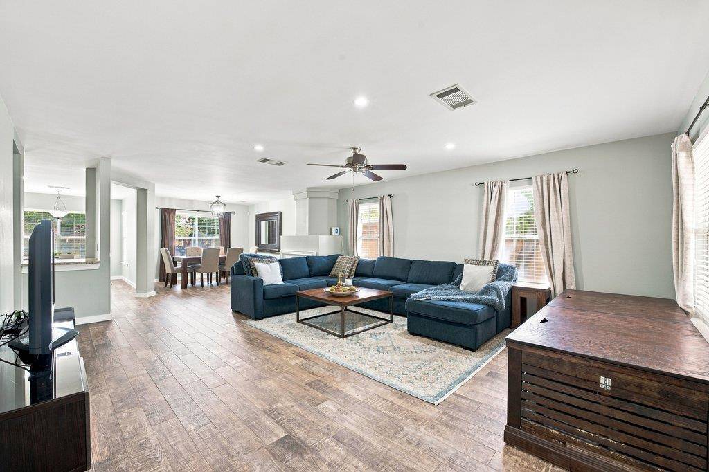620 Catumet DR, Pflugerville, TX 78660