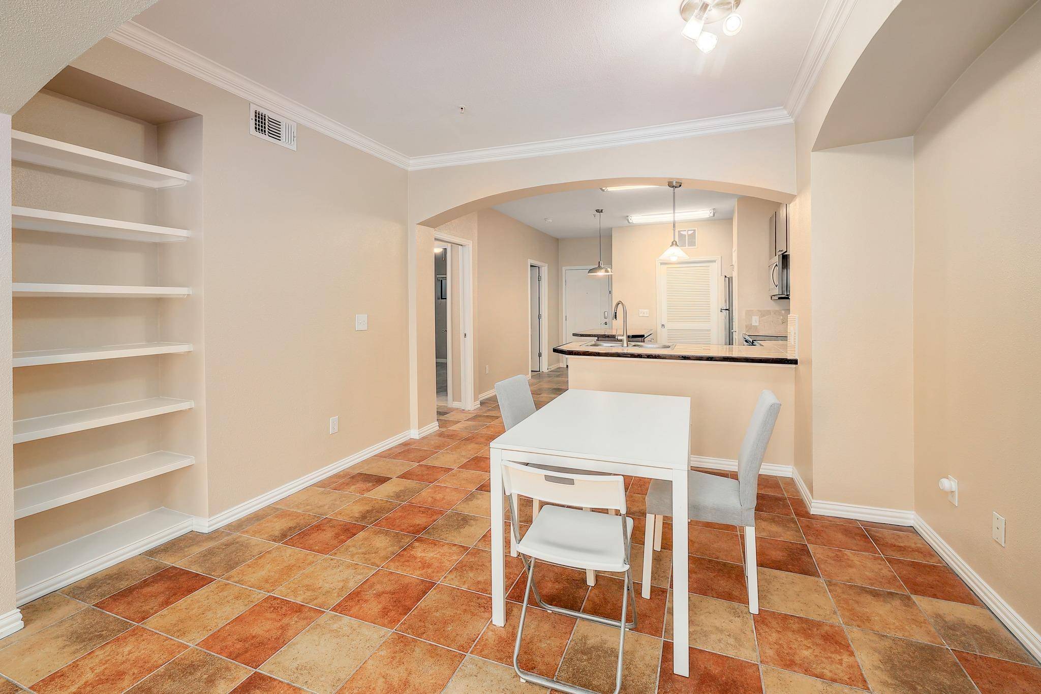 2505 San Gabriel ST #304, Austin, TX 78705