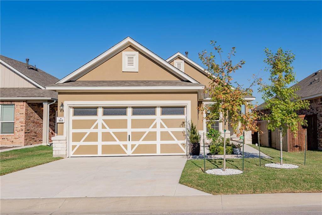 565 Bradford LN, Hutto, TX 78634