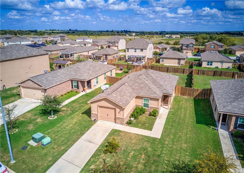 212 Millers LOOP, Jarrell, TX 76537
