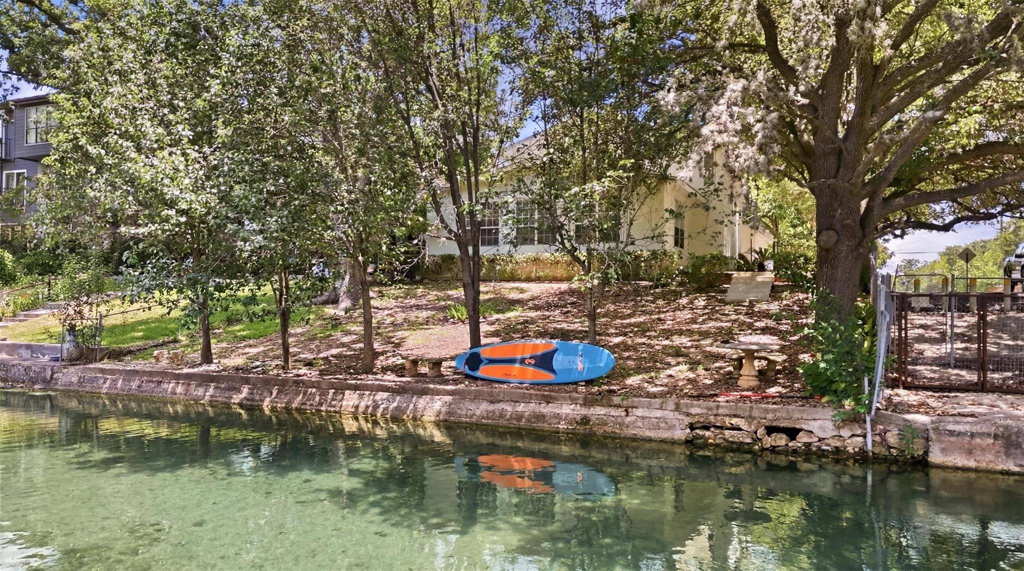 101 E Edgewater TER, New Braunfels, TX 78130