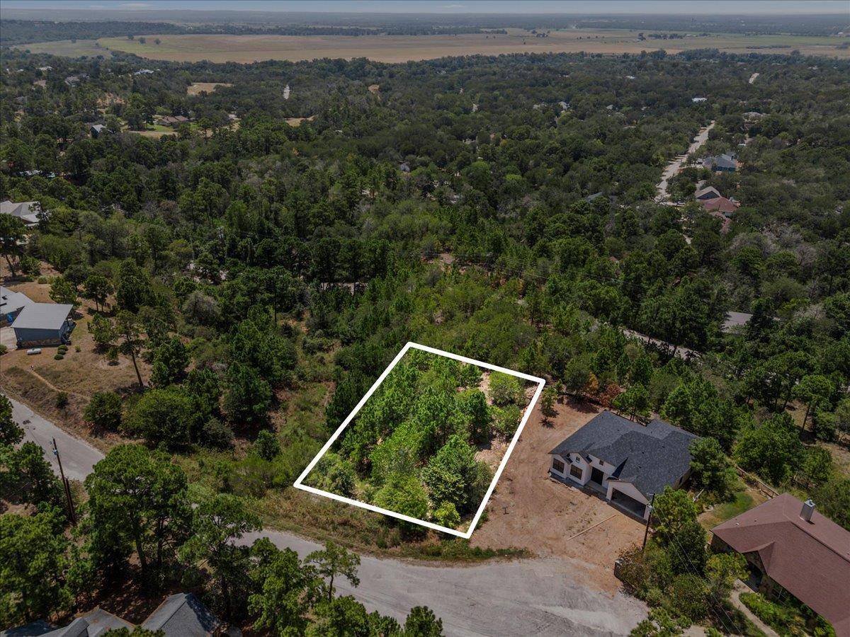 177 Koloiki LN, Bastrop, TX 78602
