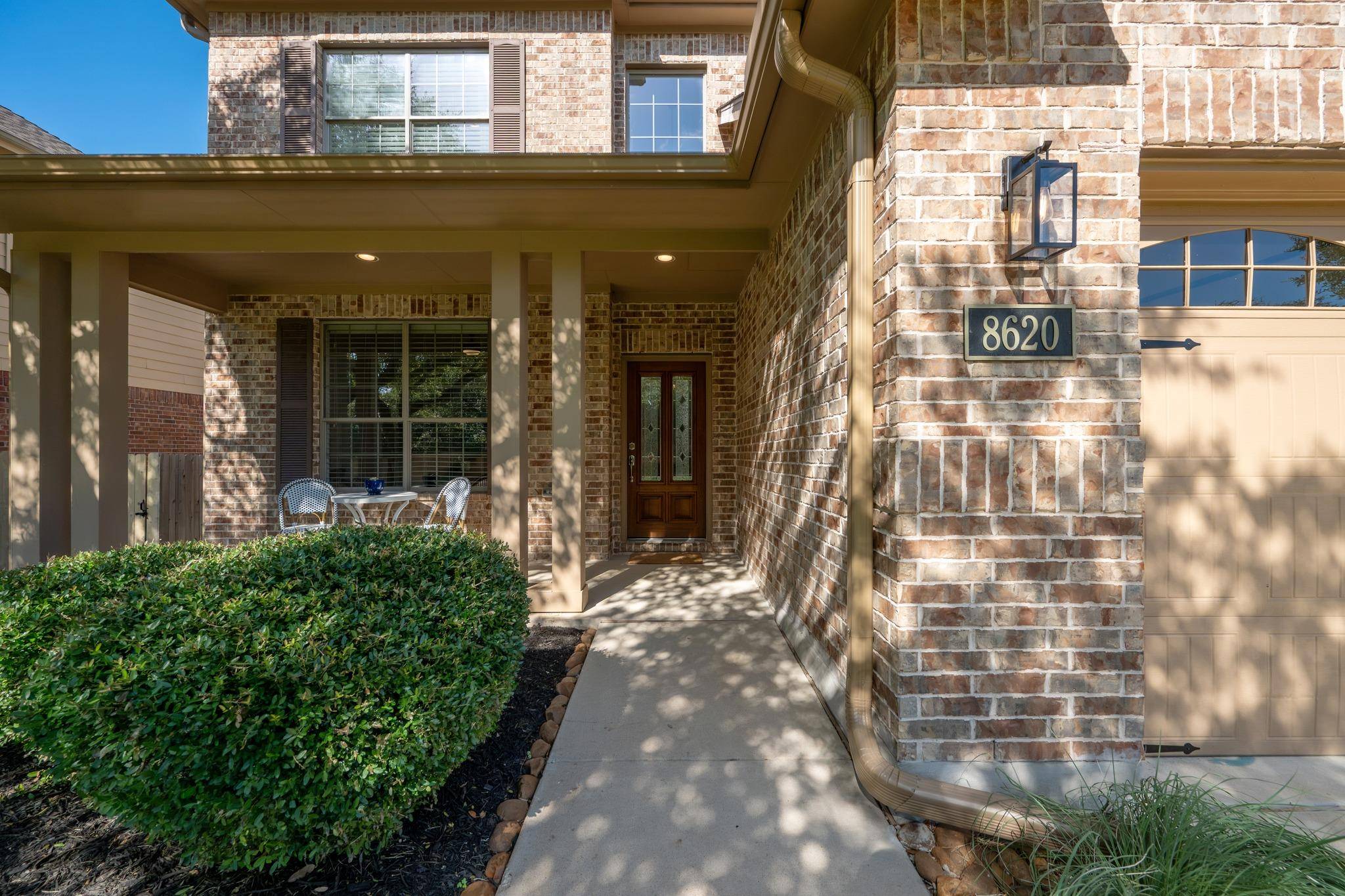 8620 Alophia DR, Austin, TX 78739