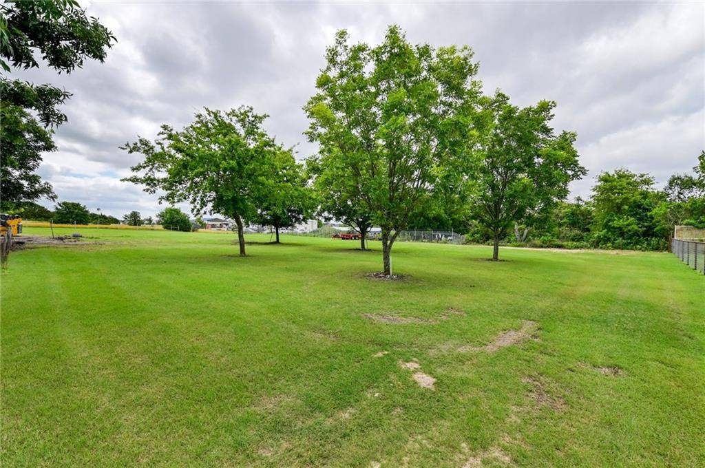 3845 Doris LN, Round Rock, TX 78664