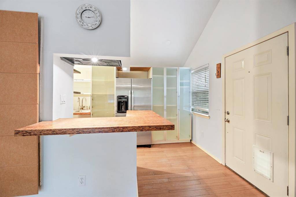 1110 W 22nd ST #8, Austin, TX 78705