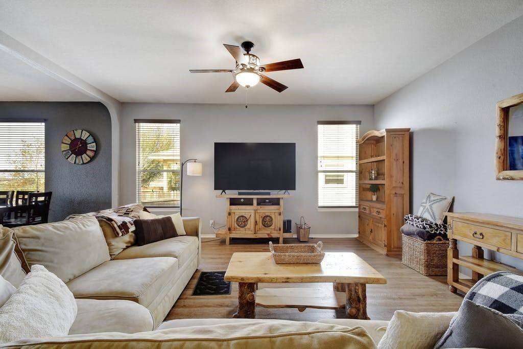2234 Lakeline DR, New Braunfels, TX 78130