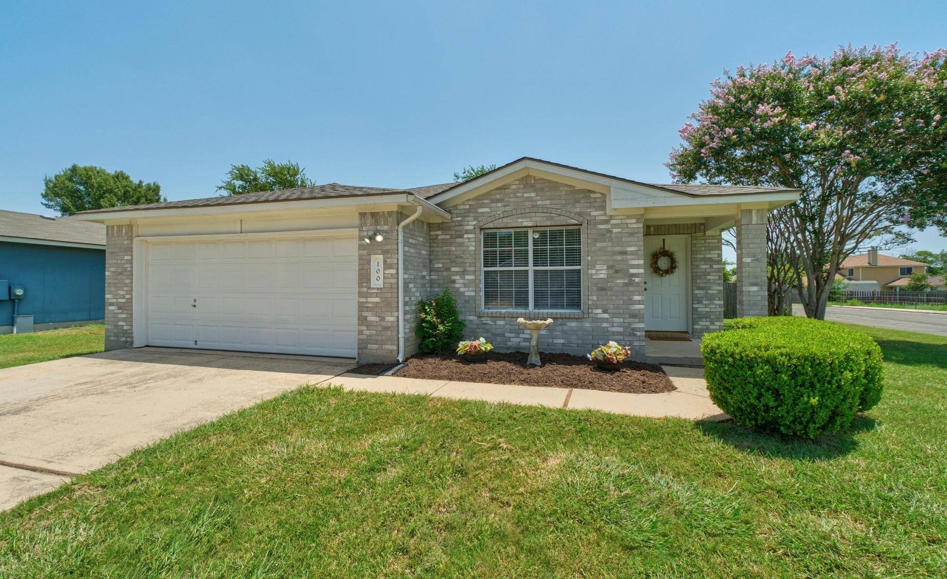 100 Bennett CV, Hutto, TX 78634