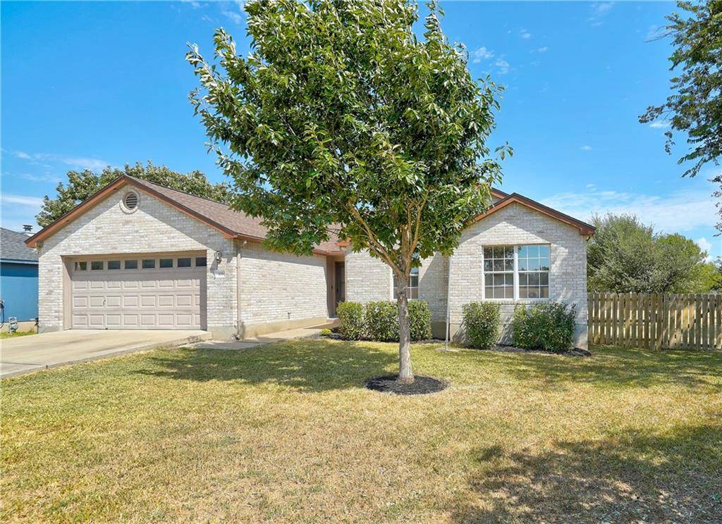 306 Creekside DR, Hutto, TX 78634