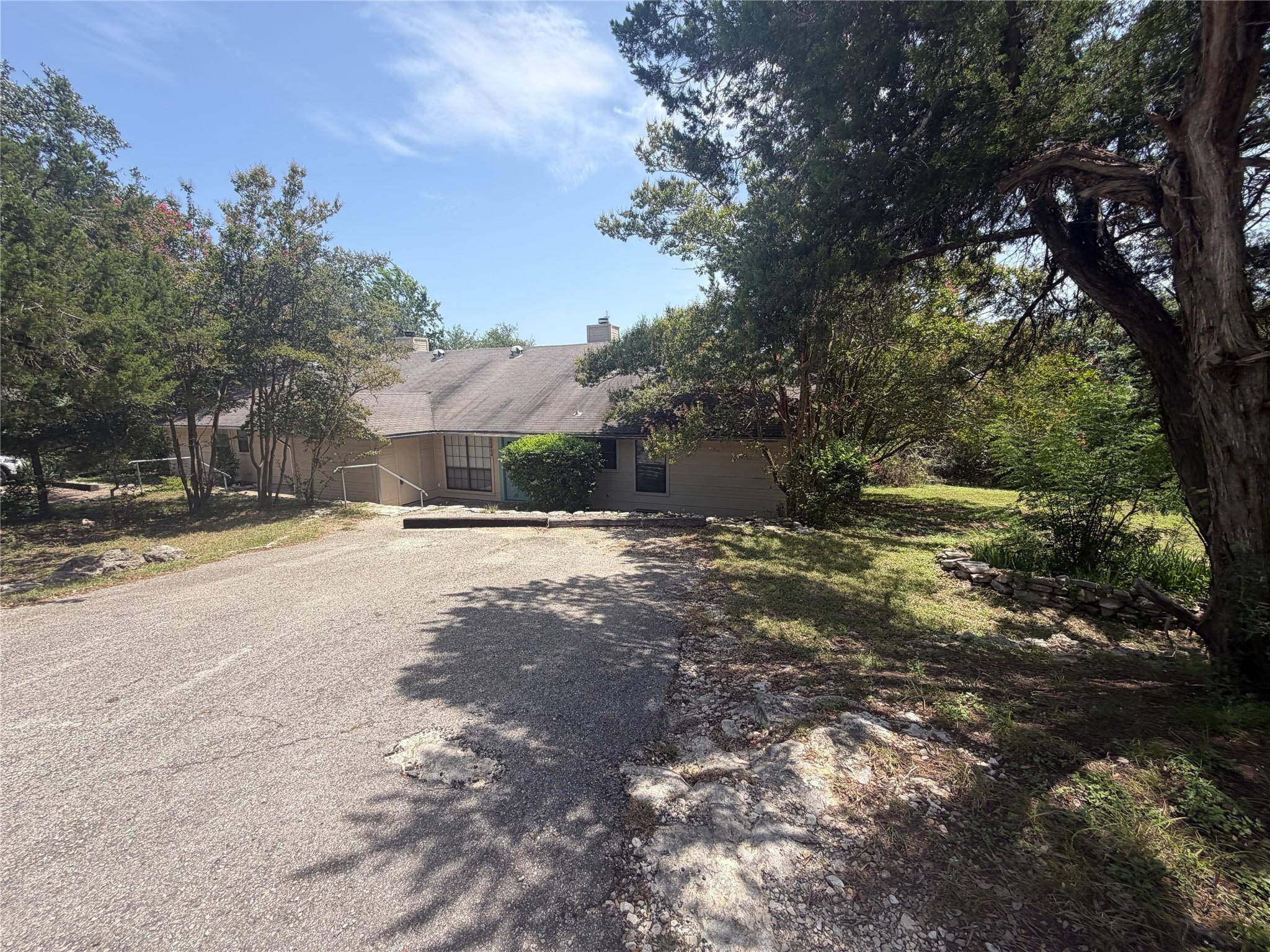 11101 Oak Branch DR #A & B, Austin, TX 78737
