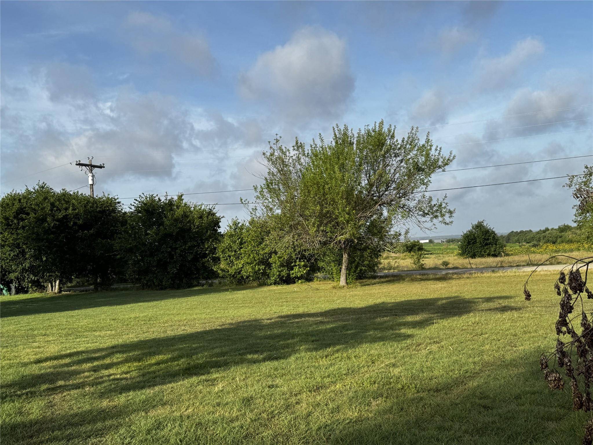 30 green acres, Jarrell, TX 78626