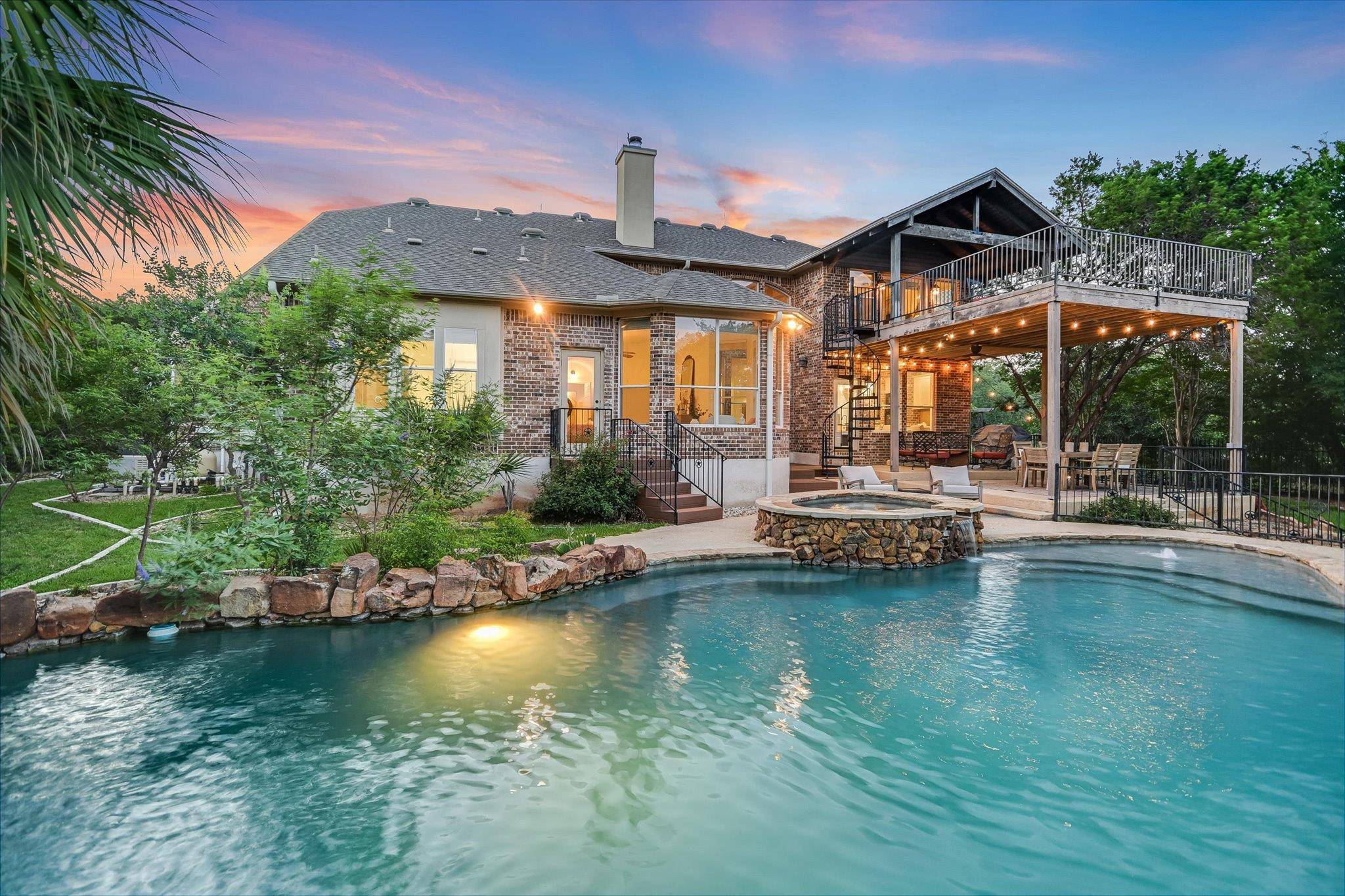 17120 Northlake Hills DR, Jonestown, TX 78645