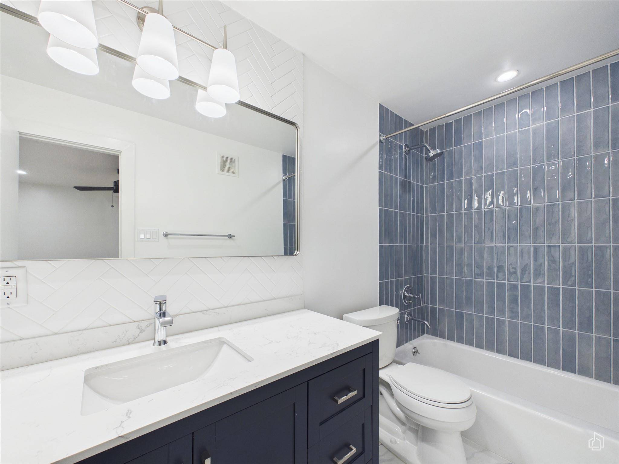 1208 Enfield RD #105, Austin, TX 78703