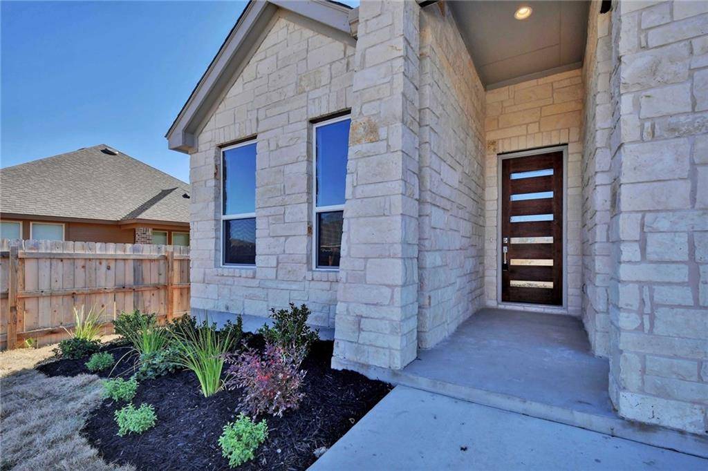 5847 Carrara PASS, Round Rock, TX 78664