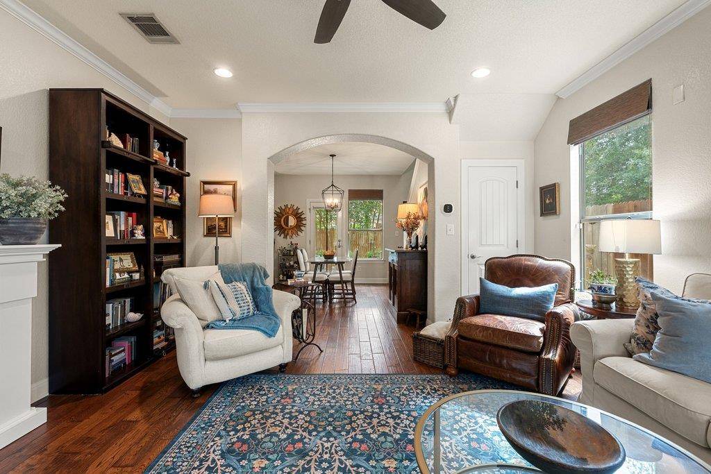 6708 Menchaca RD #2, Austin, TX 78745
