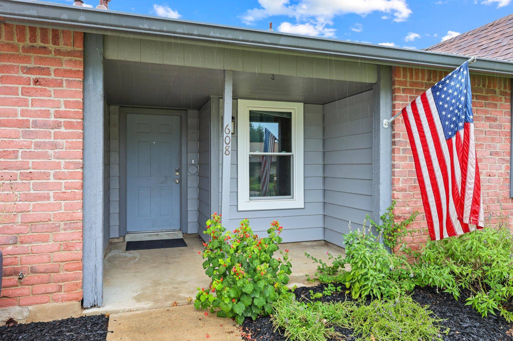 608 Andover DR, Round Rock, TX 78664