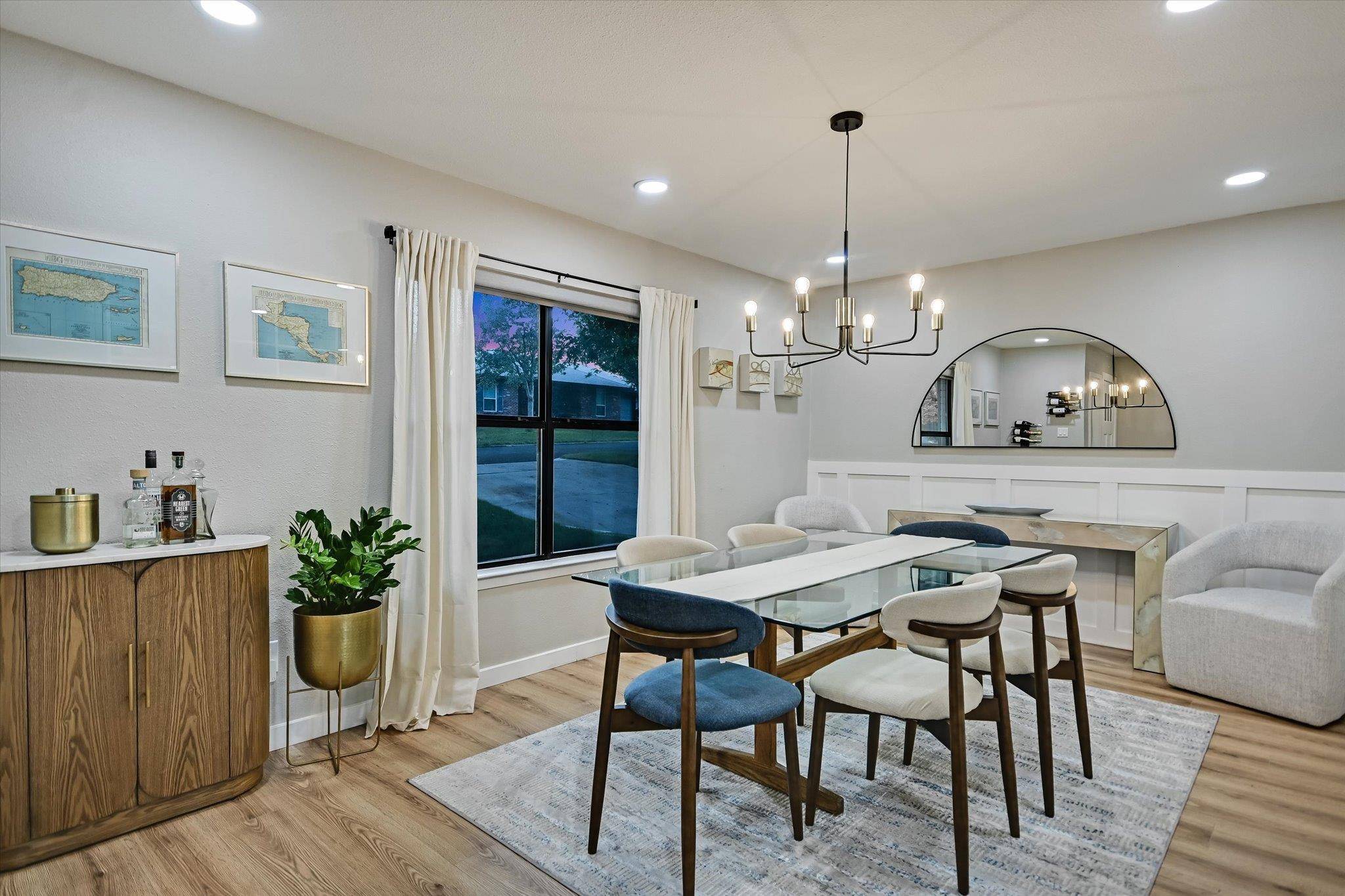 1006 Hollybluff ST, Austin, TX 78753