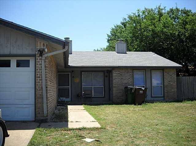 1007 Country Aire DR, Round Rock, TX 78664