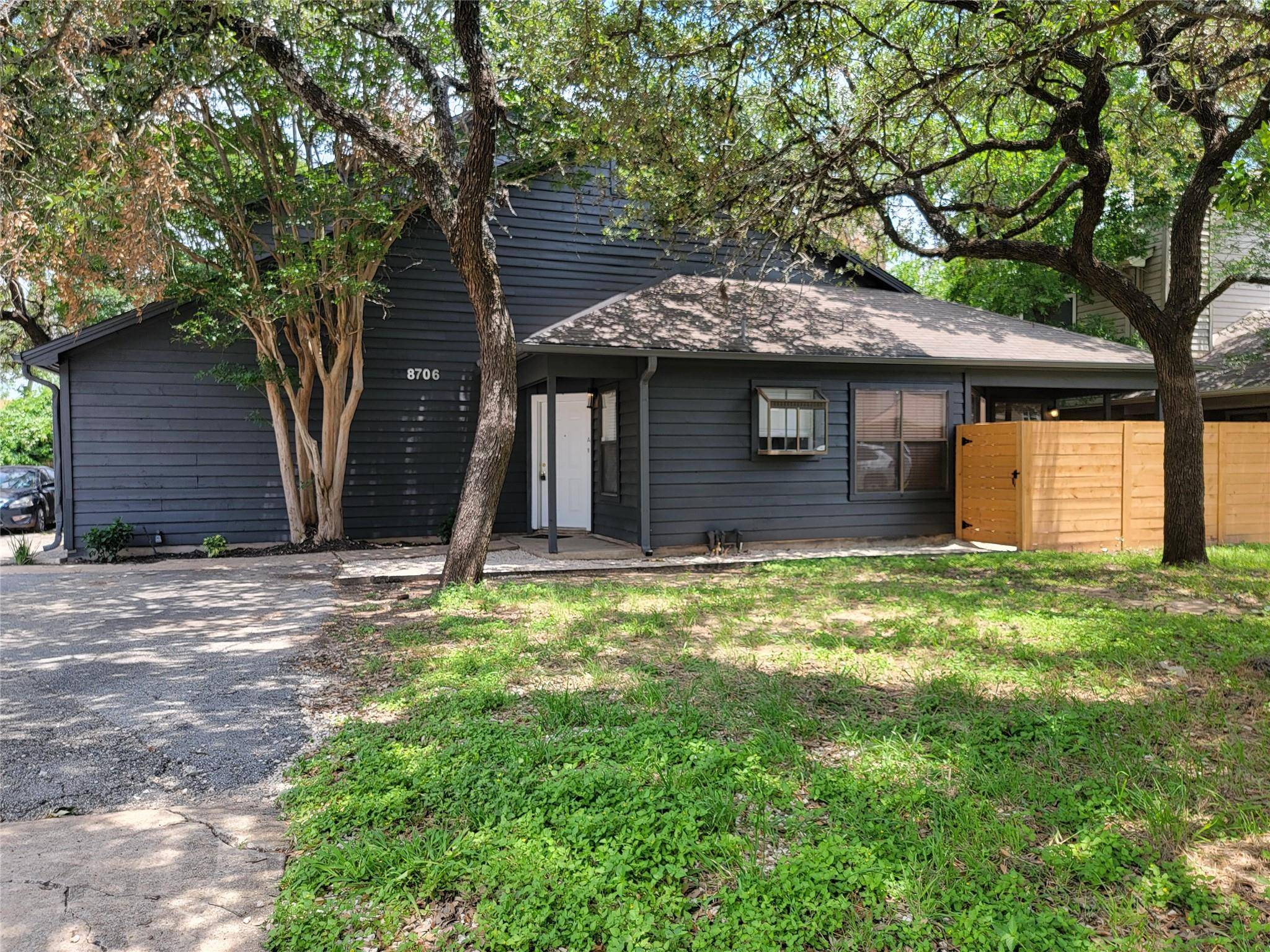 8706 Schick RD #A, Austin, TX 78729