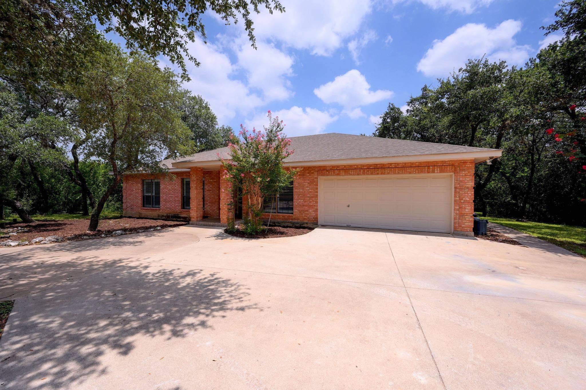 14192 Antonio DR, Helotes, TX 78023